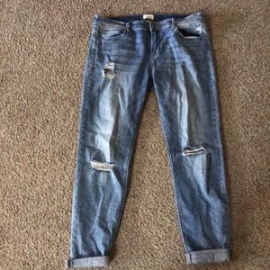 Distressed boyfriend jeans